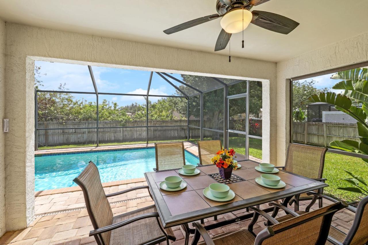 Family Vacation, Heated Pool, Wake Up To Enjoy The Sunrise - Villa Pine Island Cape Coral Exterior photo